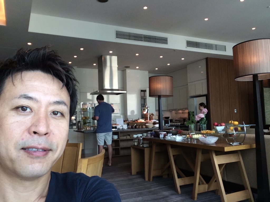 コンラッド朝食